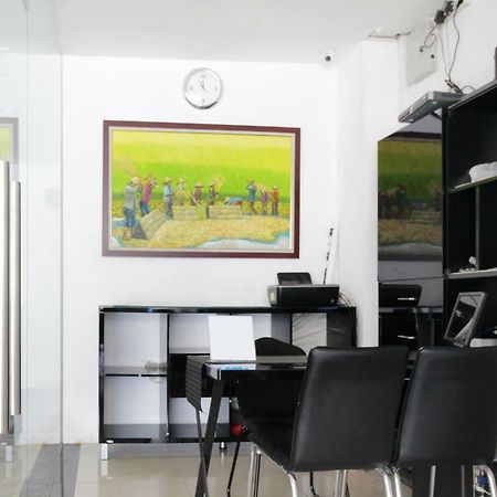 Residence100 Jakarta Exterior photo