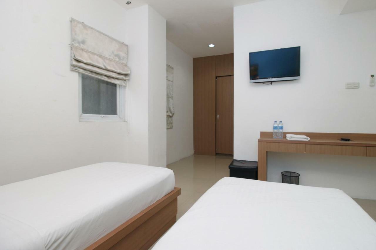 Residence100 Jakarta Exterior photo